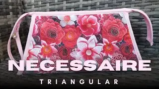 Necessaire Triangular