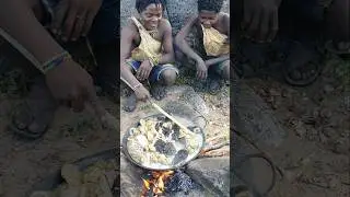 COOKING IN THE WILDERNESS #africa #bushlife #africantribe #hadzabetribe #indigenous