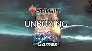 Magic The Gathering: Throne of Eldraine Rowan Planewalker Starter Deck Unboxing