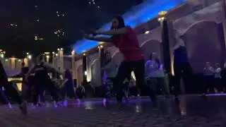 Street Jazz - Nikkie Riozzi
