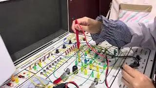 voltage divider bias