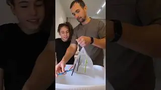 Не разлей воды 💧🙈 #настольныеигры #challenge #веселыеигры #fungame