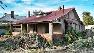 Federation bungalow with arts and craft influence/Original features with huge back extension