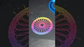 Amazing Spirograph #spirograph #satisfying #art #asmr  #viral #spirographshr #shorts #rihanna #shr