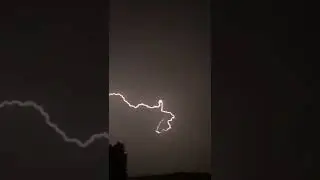 scary lighting nd heavy thunderstorm ⛈️⚡⚡sound 😱😱#shorts #nature #scary #thunderstorm#youtubeshorts