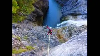 Canyoning Stuibenfalle - Kerstin&acute;s 15 Meter Sprung