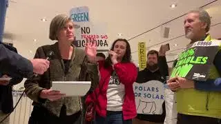 Sandra Steingraber - No Fracked Gas Cayuga at NY State of the State   1.15.19