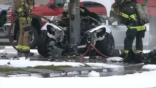 Tesla vs Pole Caught Fire South 56th & Washington Tacoma WA