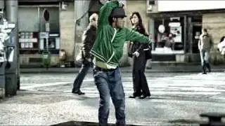Airtel's New TVC - Airtel Street Performer
