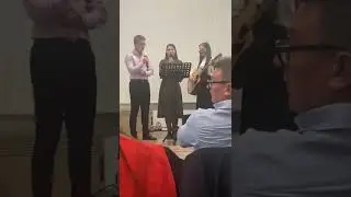 Damaris,Naomi&Sami~să nu disperi când valul vine/și te scufundă tot mai mult