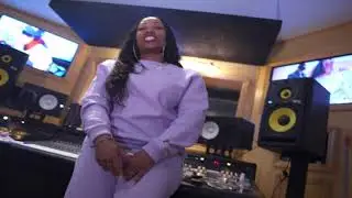 SHAWNNA - New Shawnna 'Renegade freestyle' shot by: L.M.I. Films (@iamlordrio)