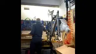 CANYON BIKE ASSEMBLY