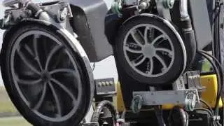 MALPENSA 2012 Runway Rubber Removal.mp4