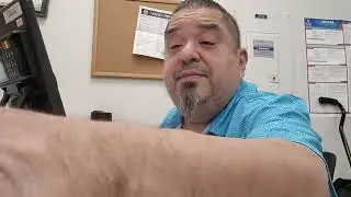 a day in the life of a AT&T store manager.