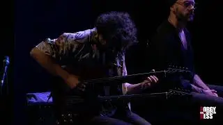 Mahan Mirarab - fretless guitar solo
