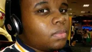 Extended video emerges of Michael Brown at Ferguson store