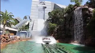 GETTING SOAKED AT UNIVERSAL