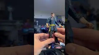 Unboxing JCVD action figure by Diamond Select!