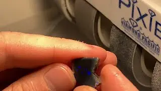 Black opal Nobby from Lightning Ridge - sliced and rubbed, will there be any more colour inside?