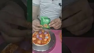 Paneer onion pizza recipe #trending #youtube #food#foodie @varshakawale85 #mrbeast #pizza #shorts 