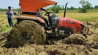 kubota mu4501 4wd stuck on mud/kubota/wheels of village