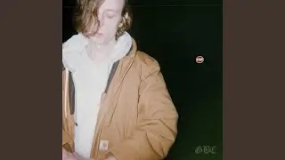 I Reach out to You in Song