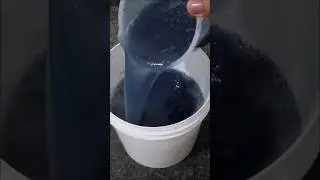 👉 1 litro virou 2! Detergente grosso que rende MUITO 😱✨ #shortvideo
