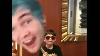 DanTDM head dancing at Vidcon 2017!