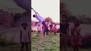 bacho ka khuss kar diya #shorts #bacho #reaction #happy #khushi #backflip #public #reactionvideo