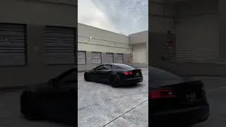 Batman Tesla Model S Plaid