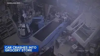 Car slams into Villa Park grocery store