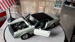 1/18 Sun Star 1968 Mercury Cougar XR7G Coupe