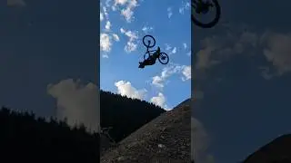 #mtb#chatel#luxbiketv#shorts#instavideo#subscribe#follow#freeride#backflip#whip#jumps