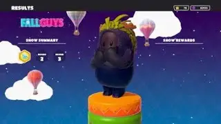 Fall Guys: Ultimate Knockout friday night flex, easy squad win :]  lots of rewards