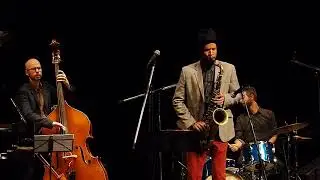 Ariel Br&iacute;nguez Cuarteto - JAZZ ABOUT BACH - Aria de las Variaciones Goldberg