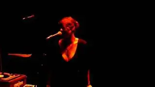 Melanie Pain 
