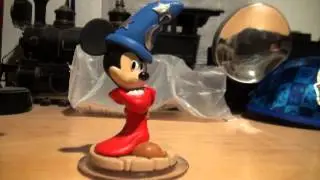 Disney Infinity, D23 Expo 2013 Exclusive Sorcerer Mickey Figure Unpackaging