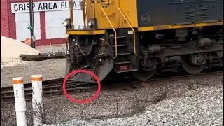 Beautiful CSX SD70 tier 4 Through￼ Cordele! Destroys a huge stick on the￼ Tracks!￼
