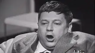 Paolo Villaggio e Gianni Agus ~ Fracchia e le ferie d'agosto.