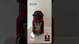 Cafetera Nespresso Inissia C40 autom&aacute;tica ruby red