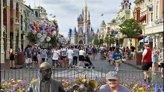 Magic Kingdom Rope Drop from Main Street Station