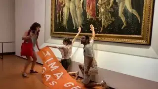 Raid ambientalista agli Uffizi di Firenze
