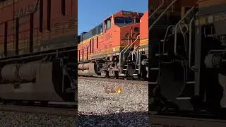 MASSIVE power on 70 mph Z train!!! #bnsf #bnsfrailway #train