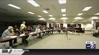 Shawano school board member resigns, walks out of meeting