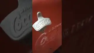 VERY OLD VINTAGE COCA COLA COOLER! &hearts;️