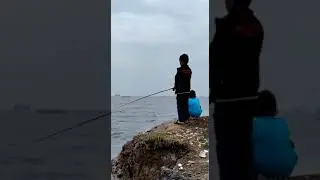 Mancing d pantai Baruna