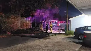 Firefighters keep fire in alleyway from spreading