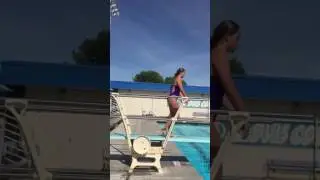 reverse dive straight 1/2 twist