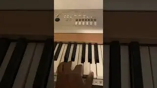 EASY & FUN Jazz Piano Chord Progression for Soloing (C7 F6) 🎹 #jazz #piano #shorts