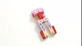23057 wooden twist and lock robot blocks